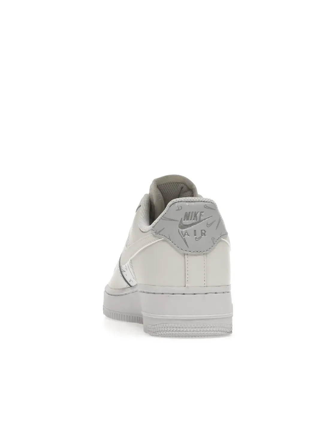 Женские кроссовки Lifestyle Nike Air Force 1 Low '07 — изображение 4 из 4, белый/платиновый