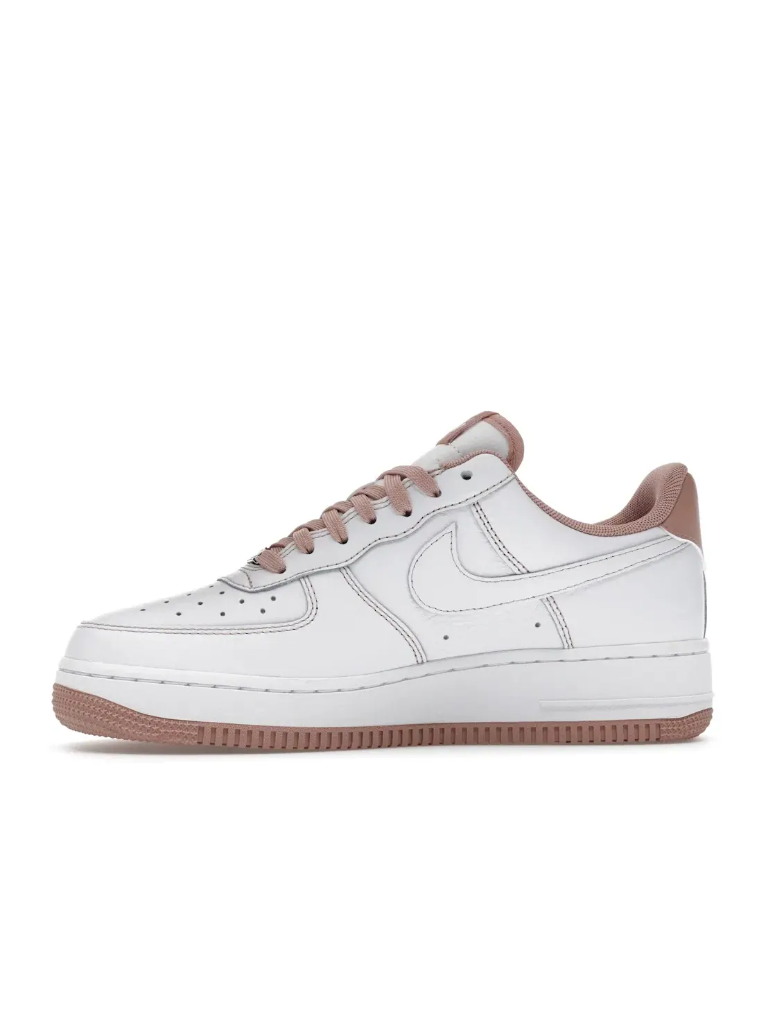 Женские кроссовки Lifestyle Nike Air Force 1 Low '07 — изображение 3 из 4