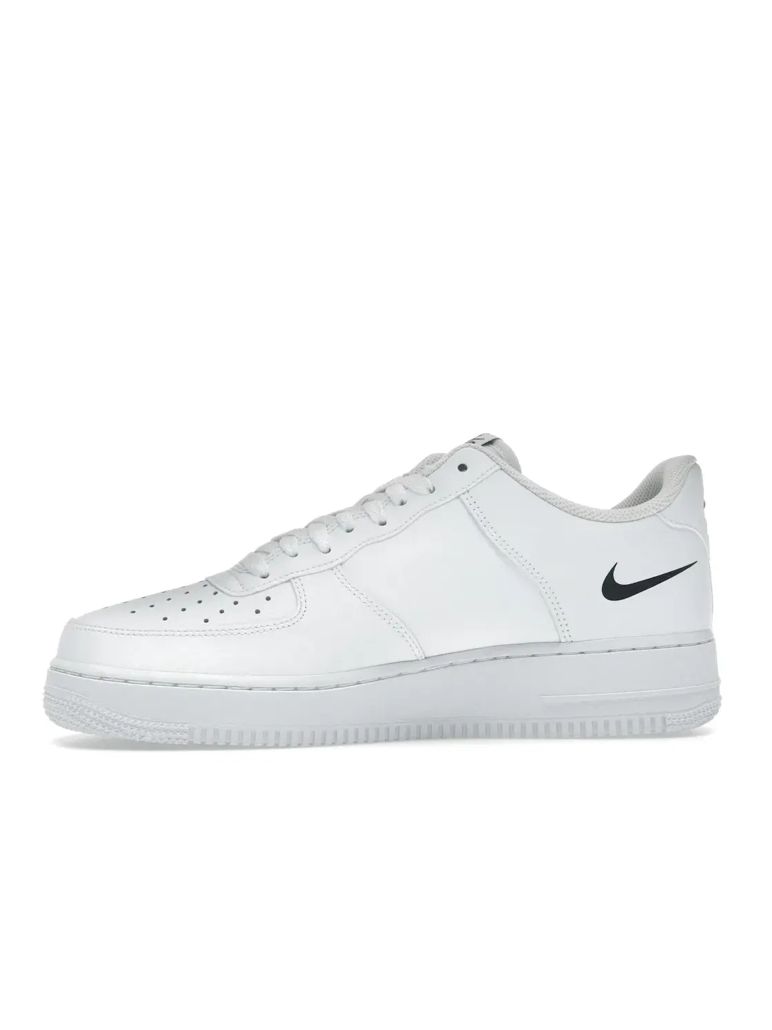 Мужские кроссовки Lifestyle Nike Air Force 1 Low '07 — изображение 3 из 4