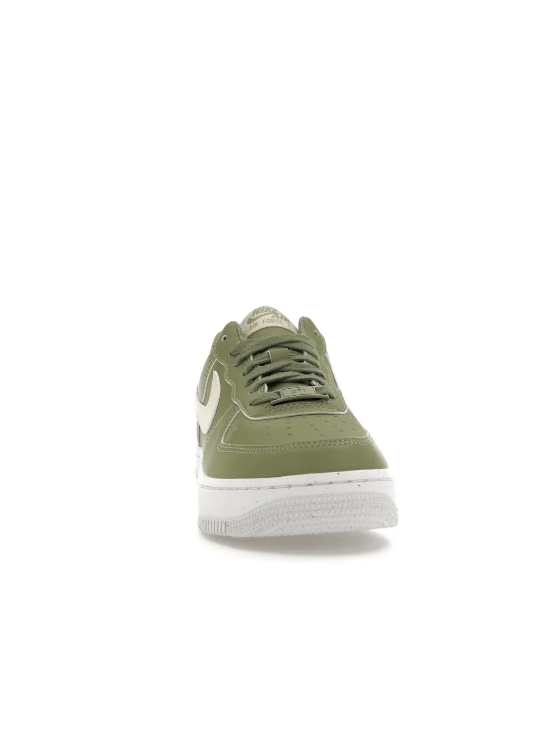 Женские кроссовки Lifestyle Nike Air Force 1 Low '07 — изображение 2 из 4, зеленый/белый/коричневый