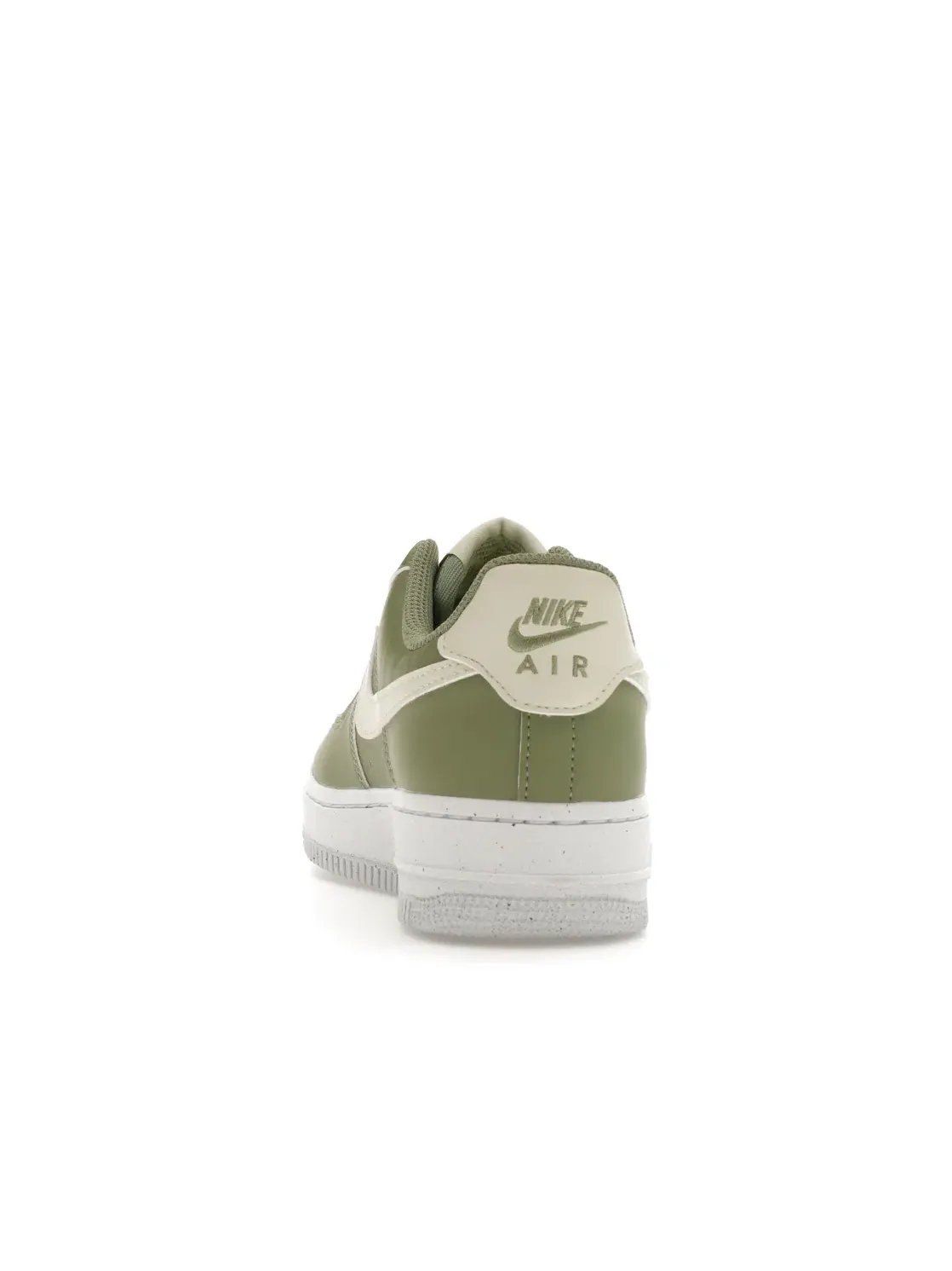 Женские кроссовки Lifestyle Nike Air Force 1 Low '07 — изображение 4 из 4, зеленый/белый/коричневый