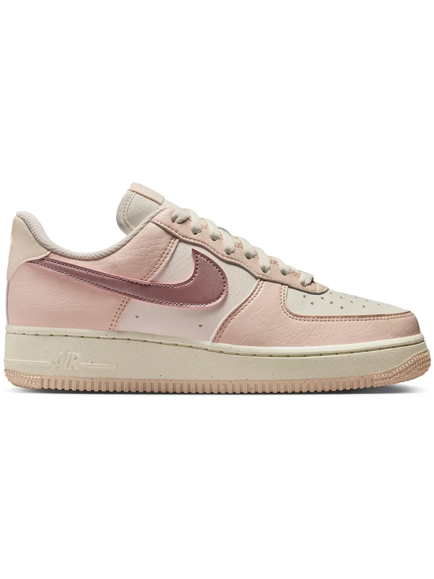 Женские кроссовки Lifestyle Nike Air Force 1 Low '07 Next Nature — изображение 1 из 1, белый/розовый