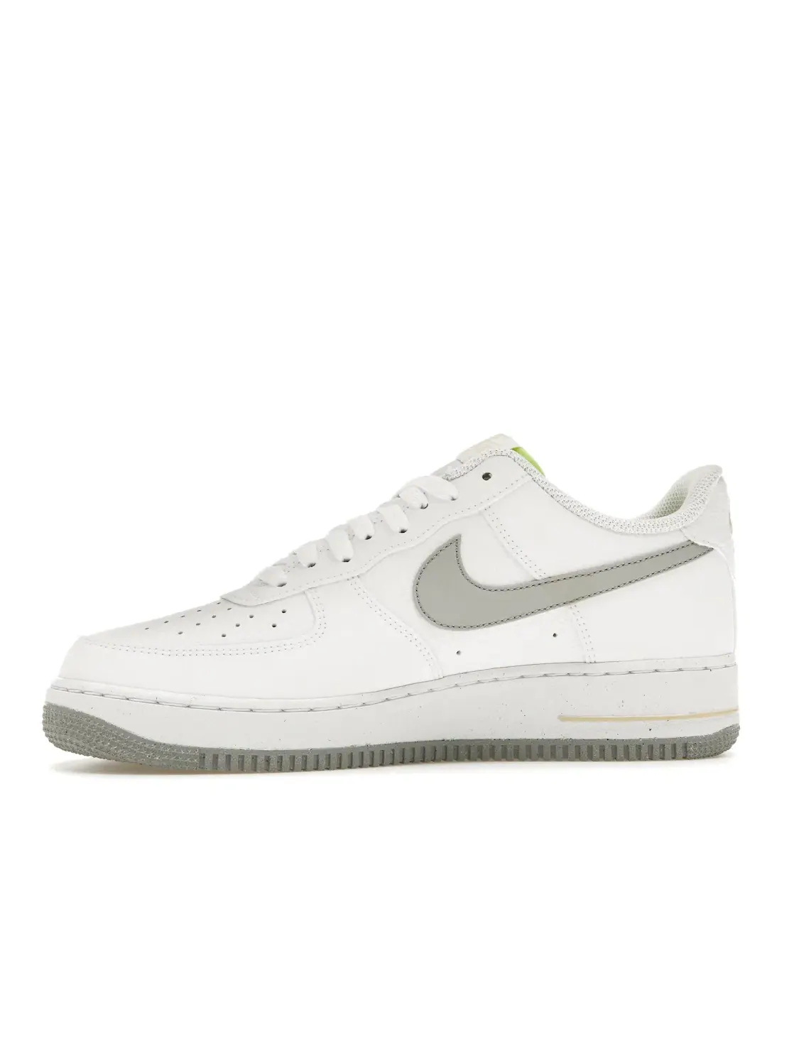 Мужские кроссовки Lifestyle Nike Air Force 1 Low '07 — изображение 3 из 4