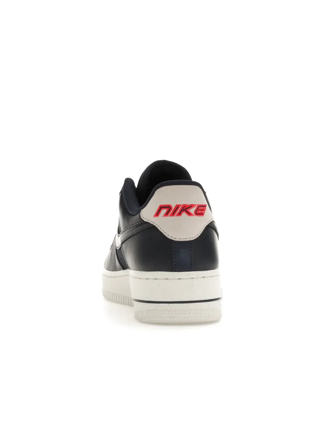 Женские кроссовки Lifestyle Nike Air Force 1 Low '07 — изображение 4 из 4