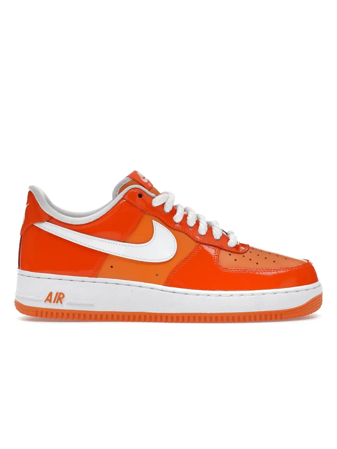 Мужские кроссовки с патентованной кожей Nike Air Force 1 Low '07 — изображение 1 из 4, оранжевый/белый