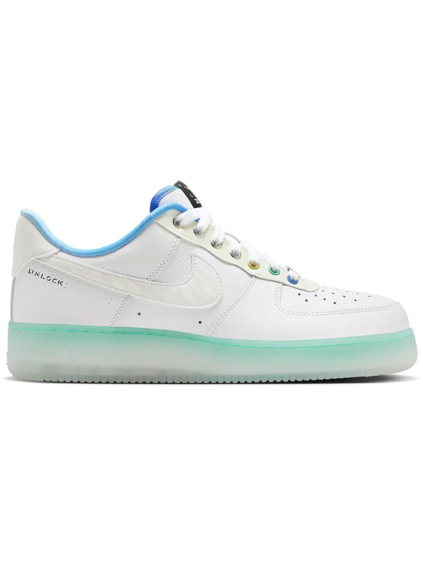 Мужские кроссовки для активного отдыха Nike Air Force 1 Low '07 PRM — изображение 1 из 4