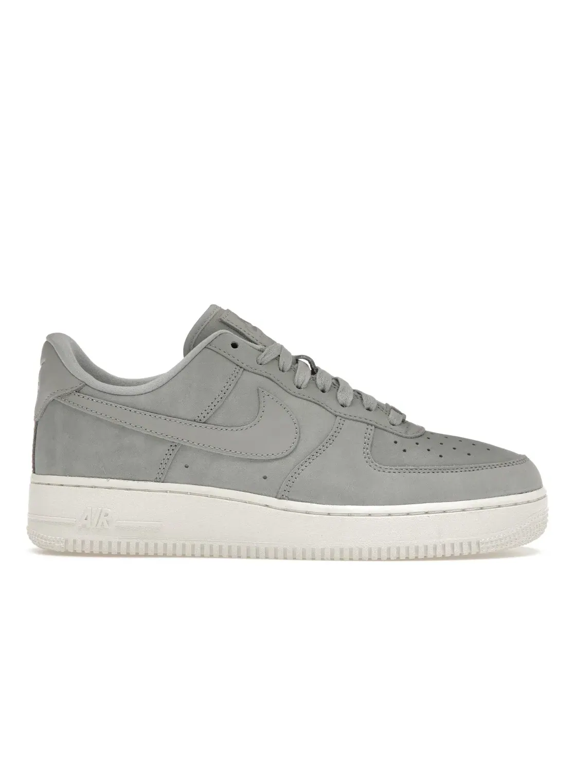 Женские кроссовки с длинным язычком Nike Air Force 1 Low '07 PRM — изображение 1 из 4, серый белый