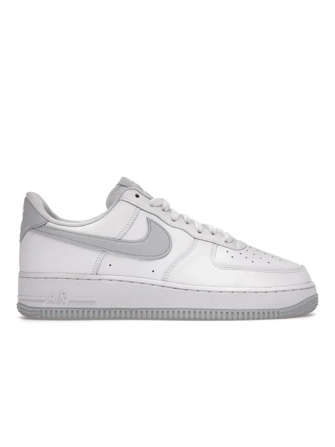 Мужские кроссовки Lifestyle Nike Air Force 1 Low '07 — изображение 1 из 4, белый/платиновый