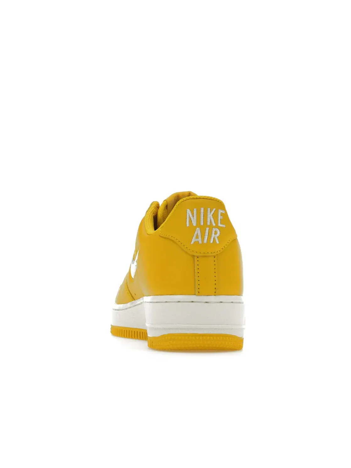 Мужские кроссовки с перфорированным верхом Nike Air Force 1 Low '07 Retro — изображение 4 из 4, желтый/белый-желтый