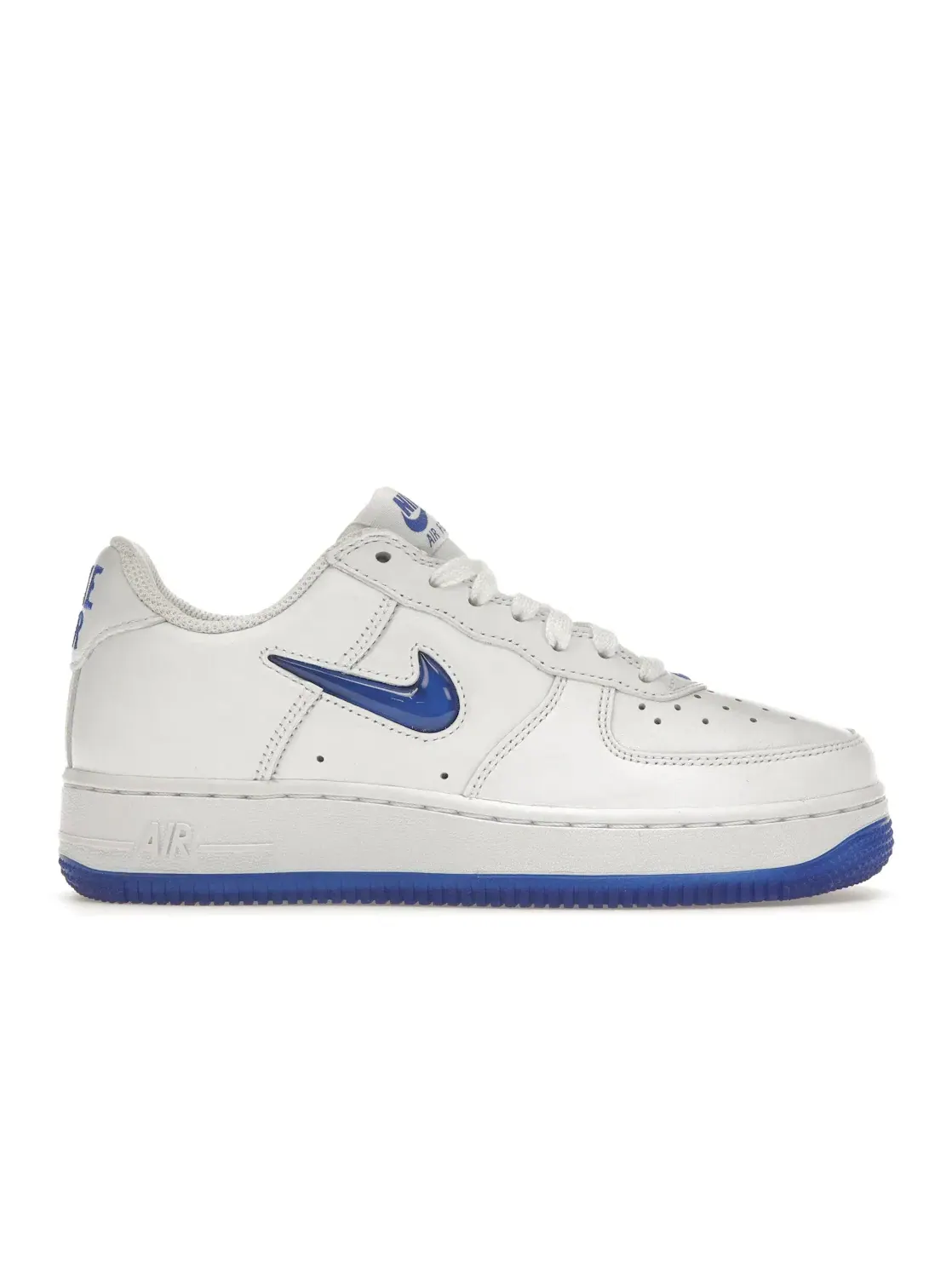 Мужские кроссовки Nike Air Force 1 Low '07 Retro — изображение 1 из 4, белый