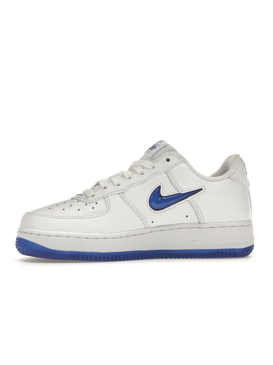 Мужские кроссовки Nike Air Force 1 Low '07 Retro — изображение 3 из 4, белый