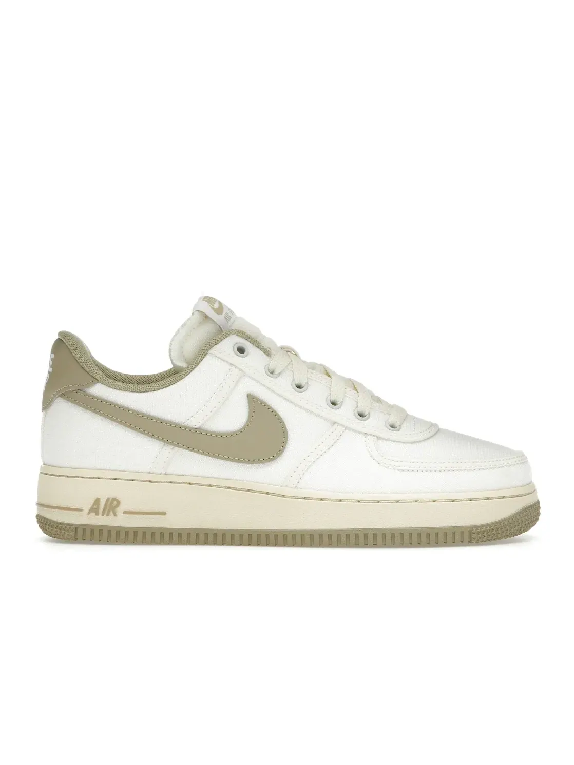 Женские кроссовки Lifestyle Nike Air Force 1 Low '07 — изображение 1 из 4, белый