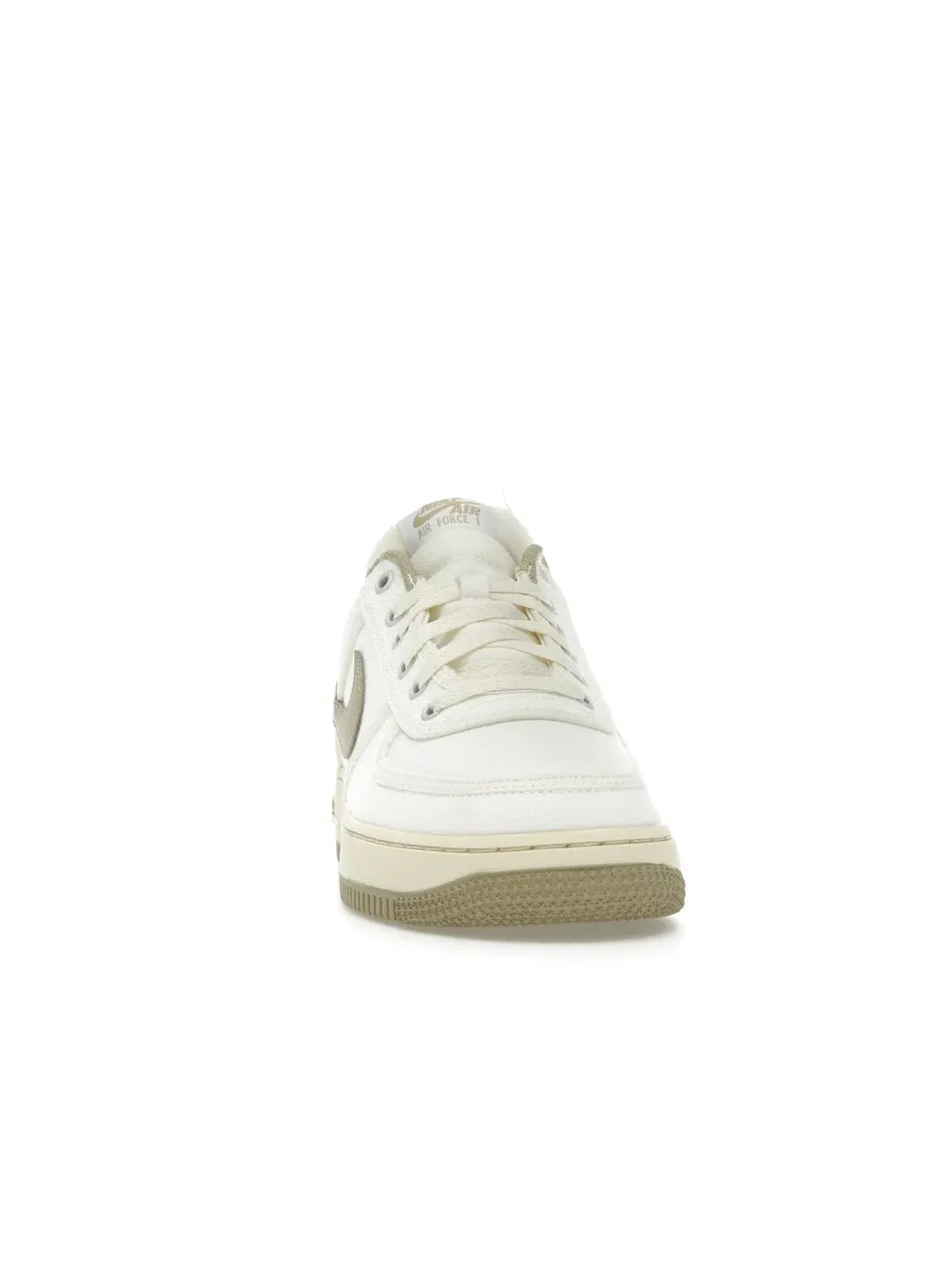 Женские кроссовки Lifestyle Nike Air Force 1 Low '07 — изображение 2 из 4, белый
