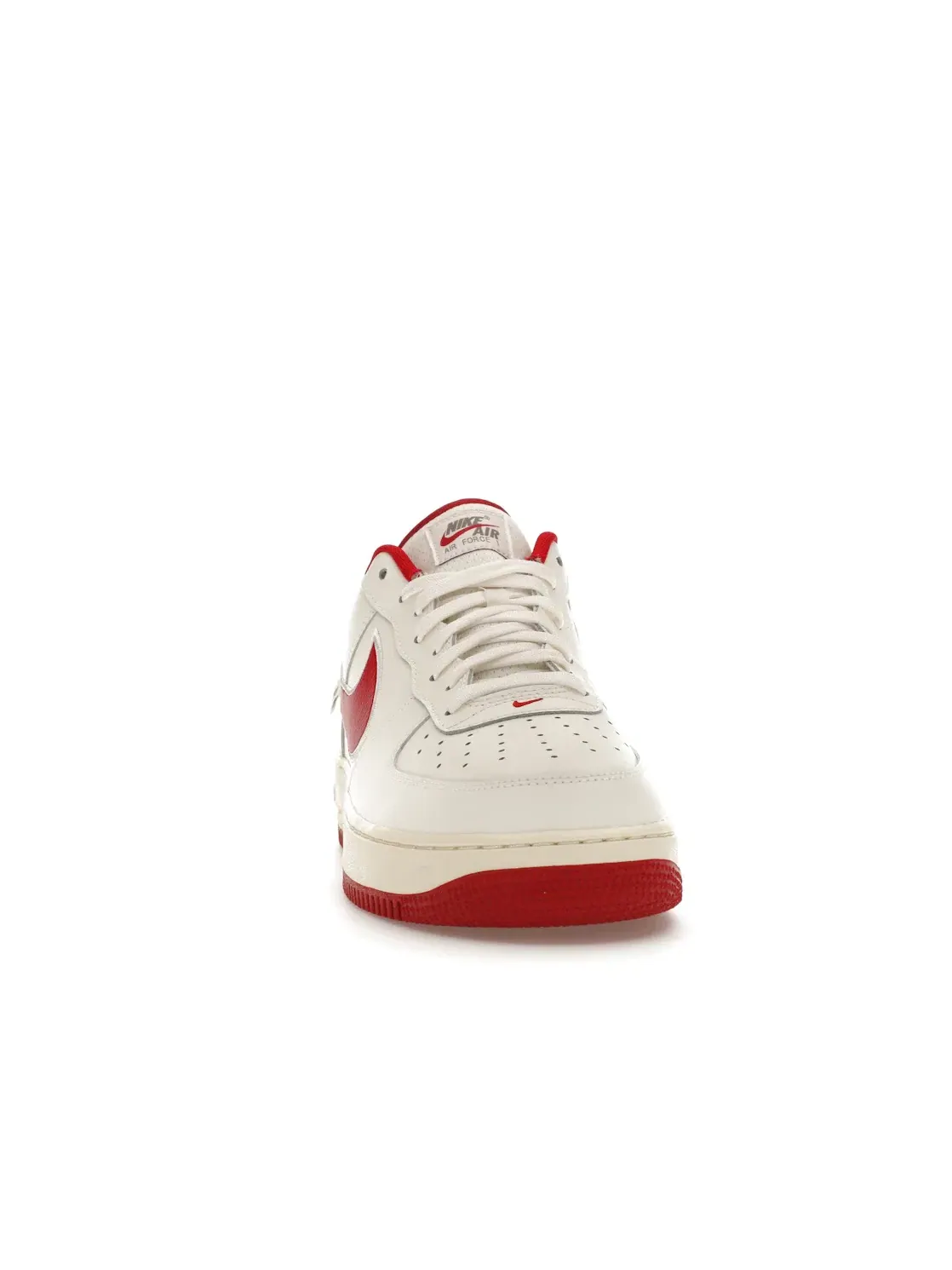 Мужские кроссовки Lifestyle Nike Air Force 1 Low '07 — изображение 2 из 4, красный