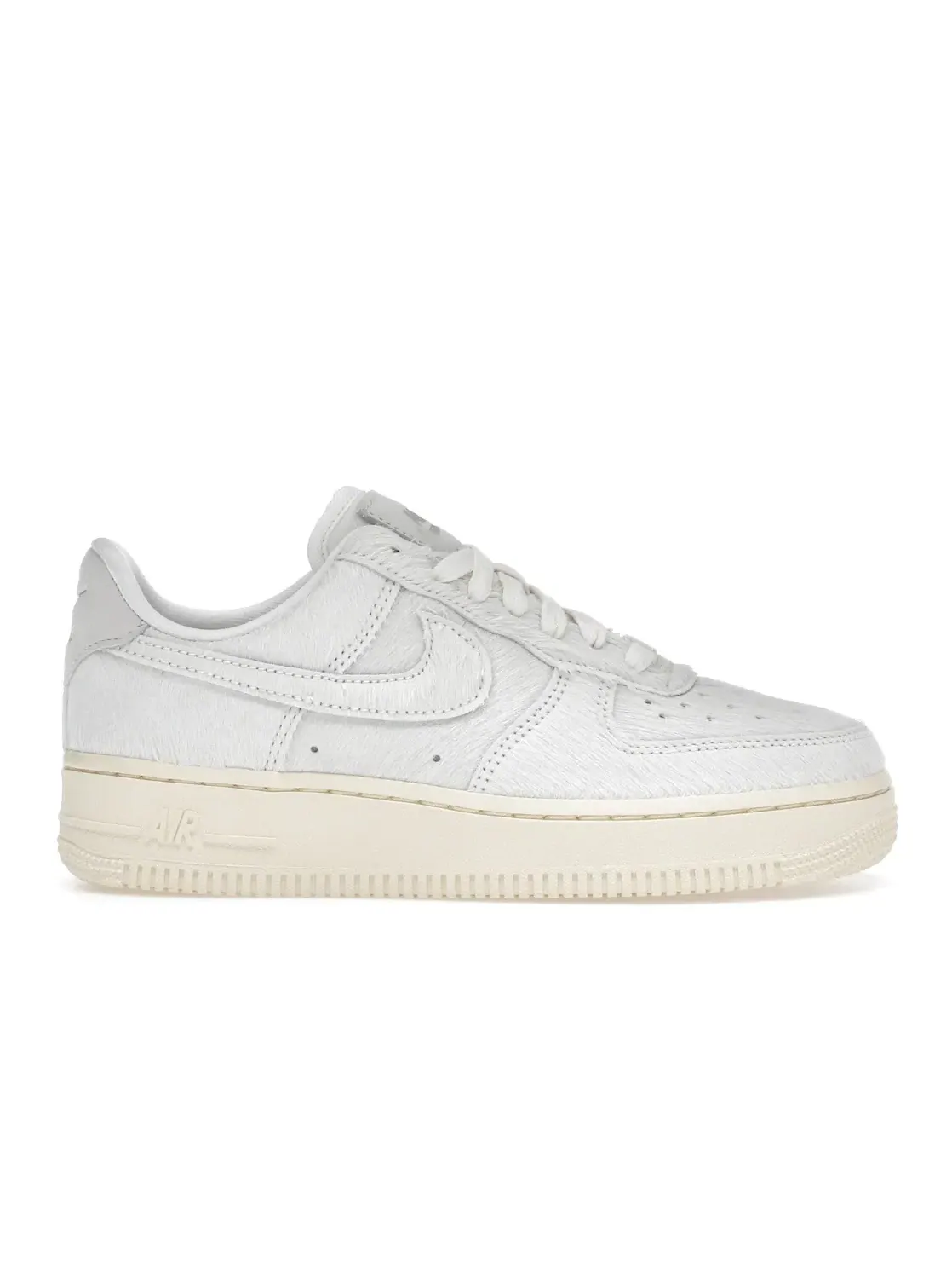 Женские кроссовки Lifestyle Nike Air Force 1 Low '07, Sail/Muslin — изображение 1 из 4
