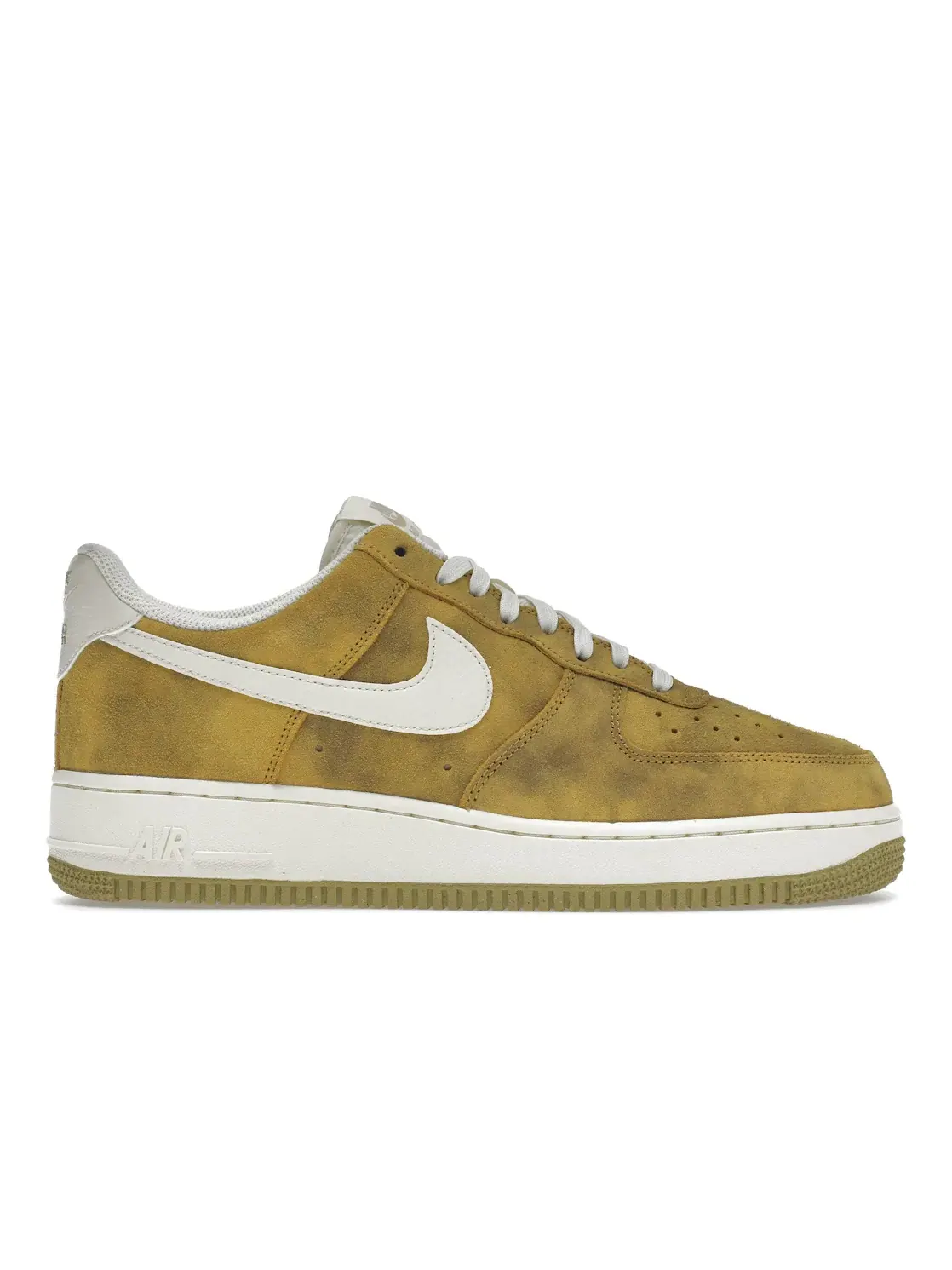 Мужские кроссовки Lifestyle Nike Air Force 1 Low '07 — изображение 1 из 4, желтый