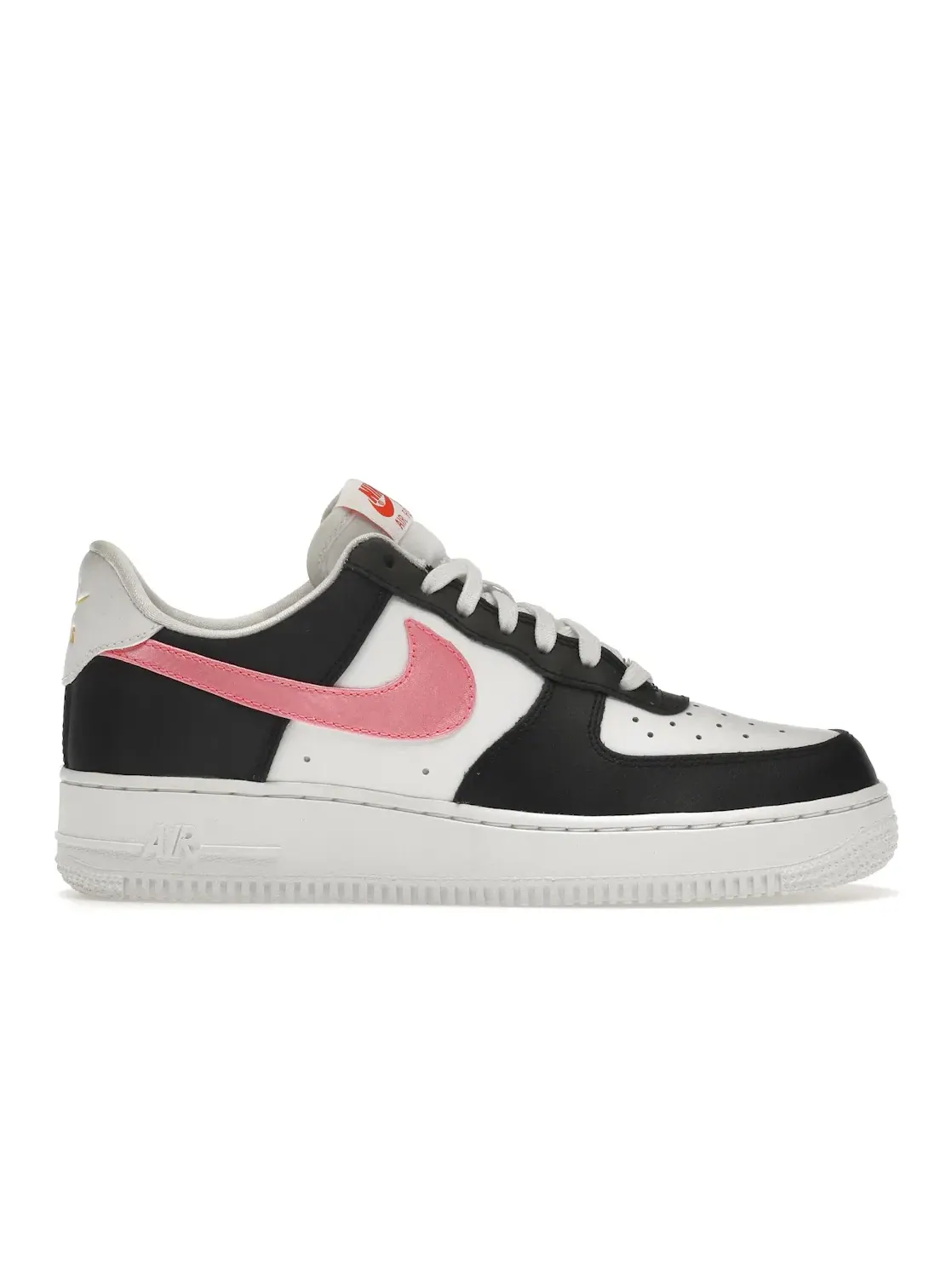 Женские кроссовки Lifestyle Nike Air Force 1 Low 07 — изображение 1 из 4, белый/черный//розовый
