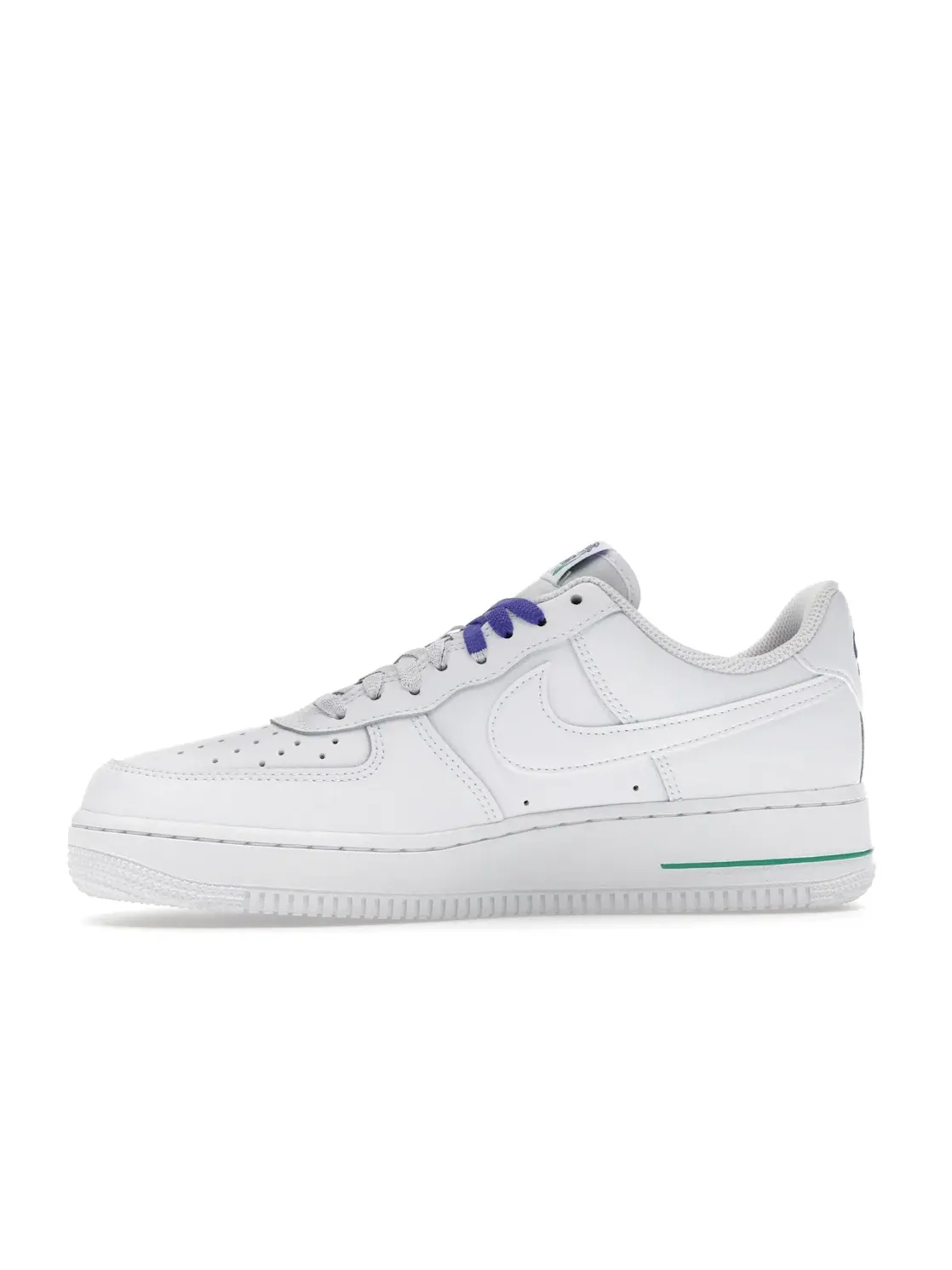 Женские кроссовки Nike Air Force 1 Low '07 SE — изображение 3 из 4