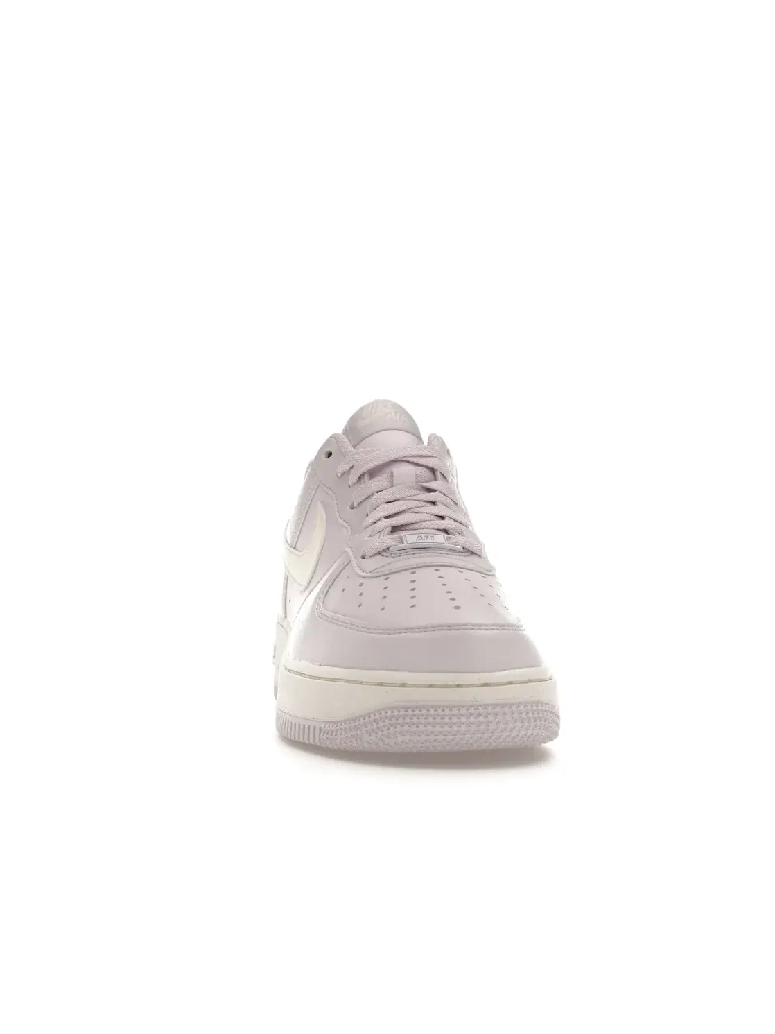 Женские кроссовки Lifestyle Nike Air Force 1 Low '07 SE, Barely Grape/Sail-Volt — изображение 2 из 4