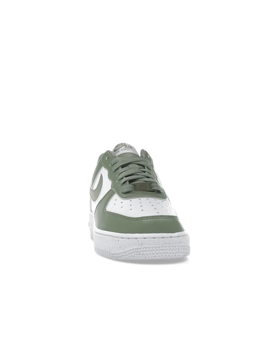 Женские кроссовки с контрастными элементами Nike Air Force 1 Low '07 SE — изображение 2 из 4, белый/зеленый