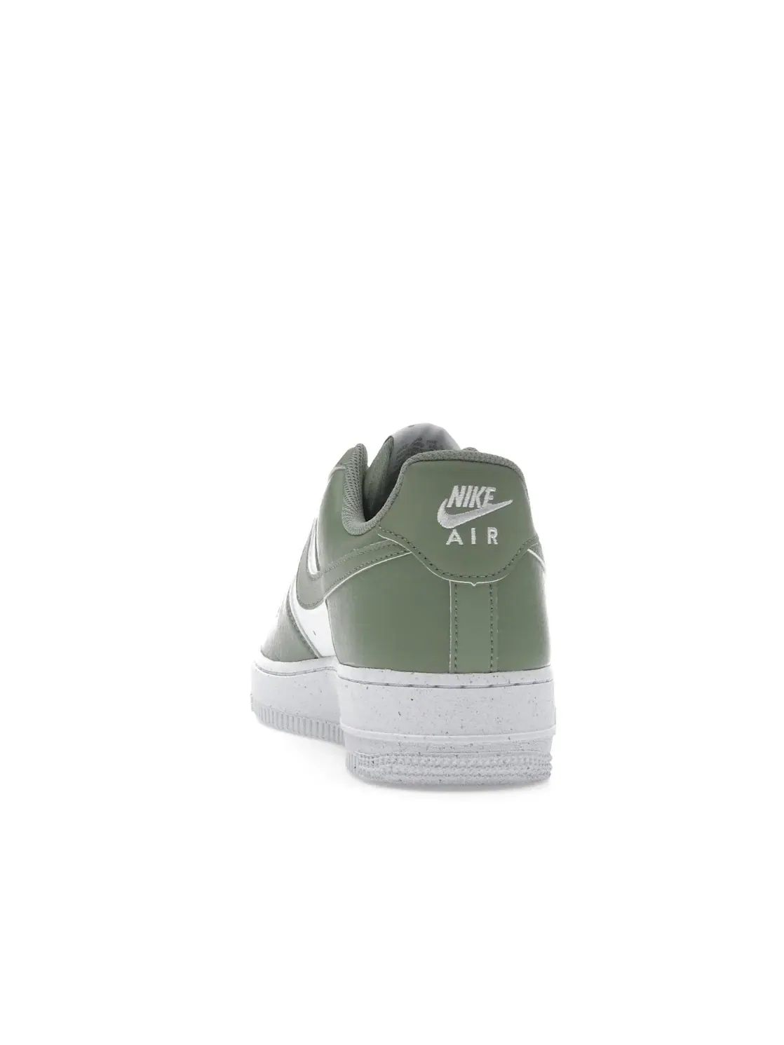 Женские кроссовки с контрастными элементами Nike Air Force 1 Low '07 SE — изображение 4 из 4, белый/зеленый