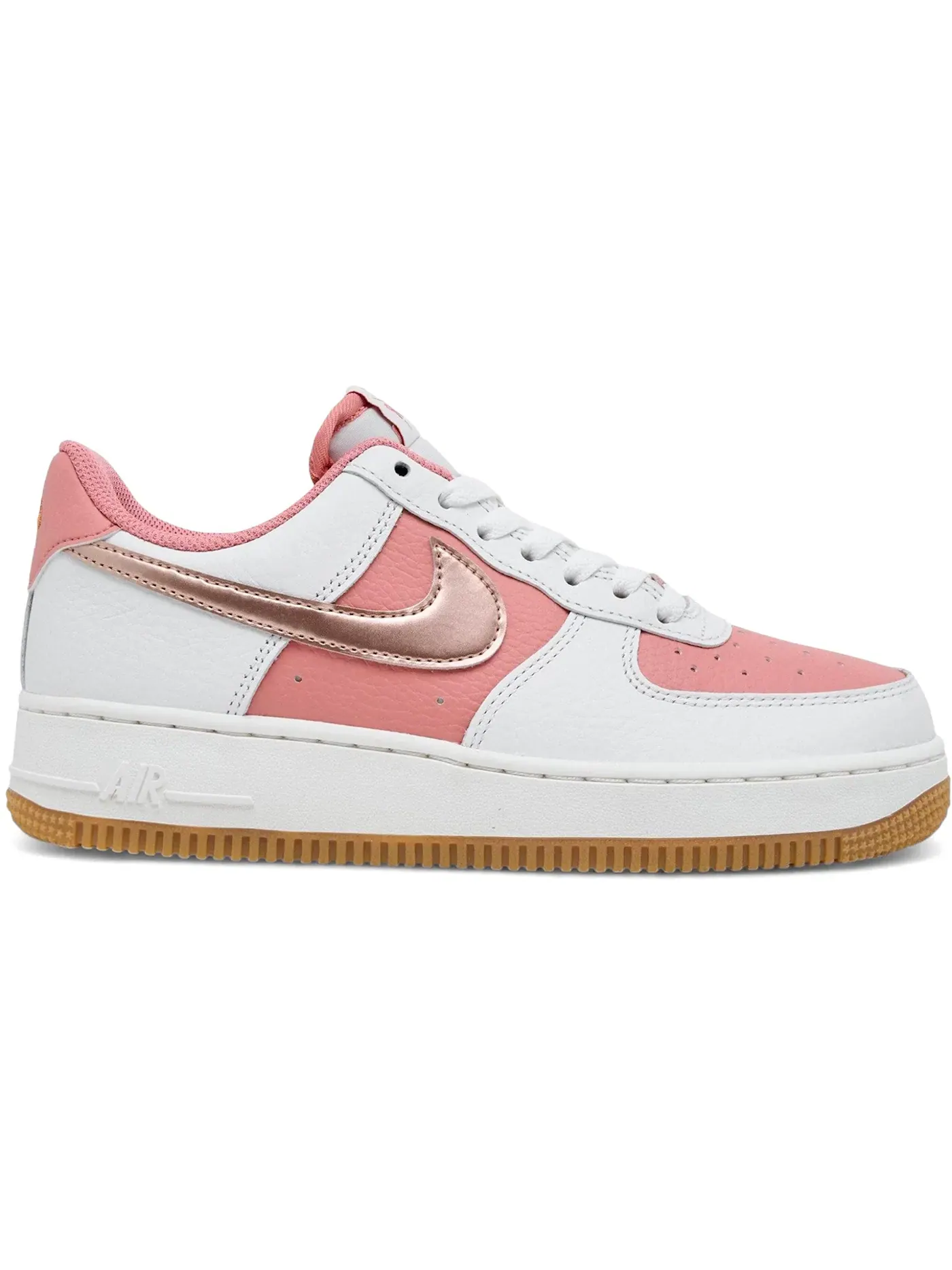 Женские кроссовки Lifestyle с перфорацией Nike Air Force 1 Low '07 SE — изображение 1 из 1