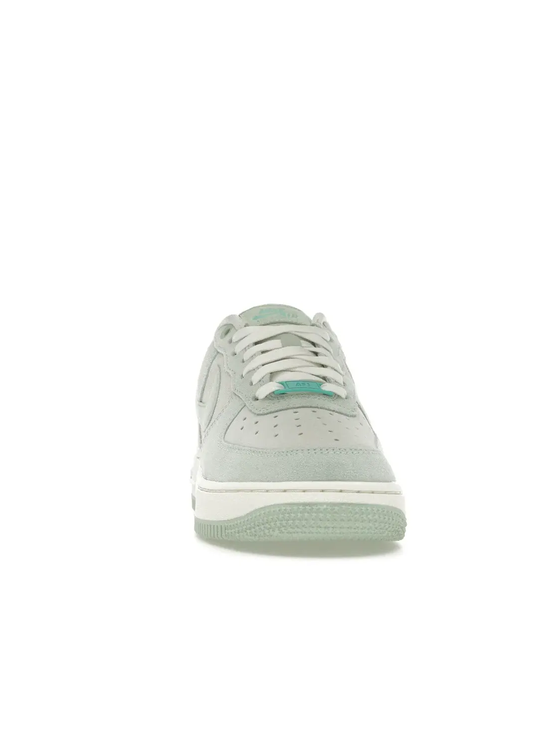 Женские кроссовки с длинным шнурком Nike Air Force 1 Low '07 SE — изображение 2 из 4, зеленый