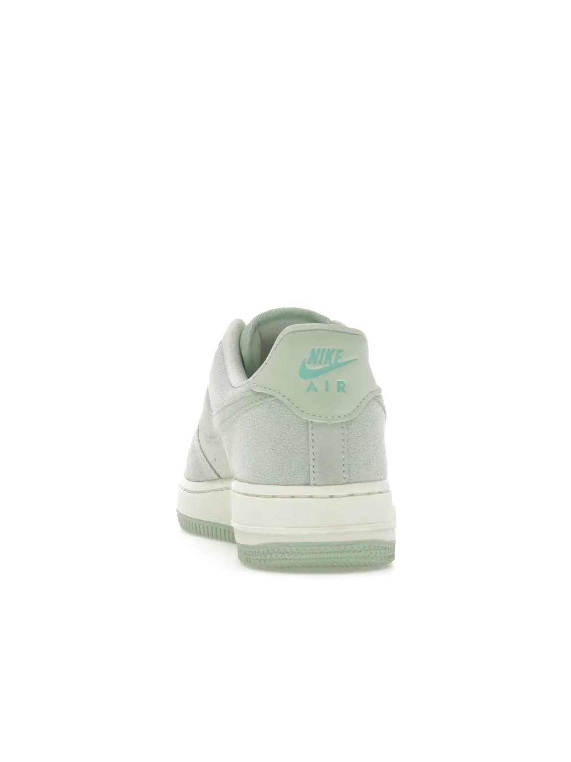 Женские кроссовки с длинным шнурком Nike Air Force 1 Low '07 SE — изображение 4 из 4, зеленый