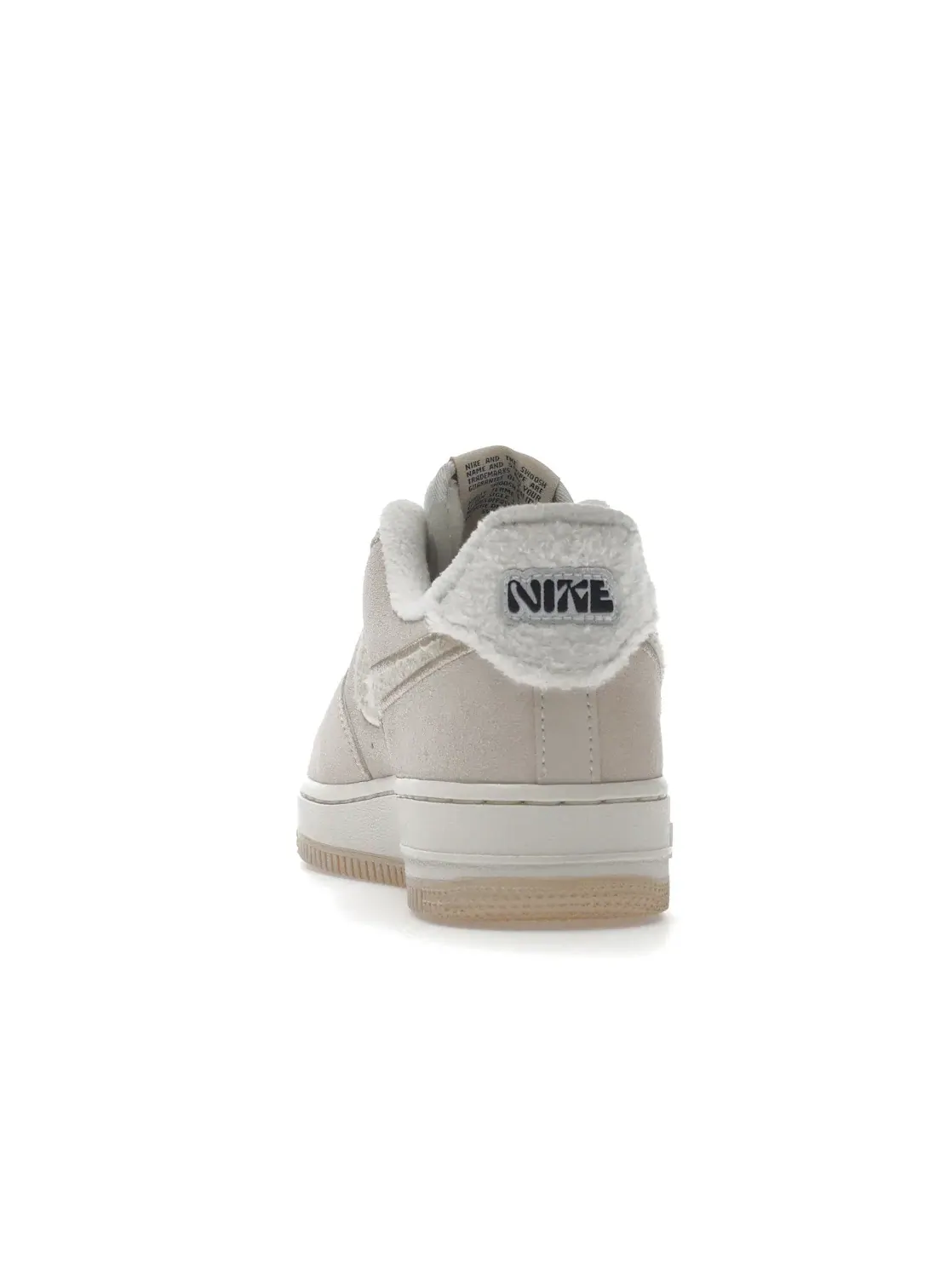 Женские кроссовки Lifestyle Nike Air Force 1 Low '07 SE — изображение 4 из 4, черный/белый