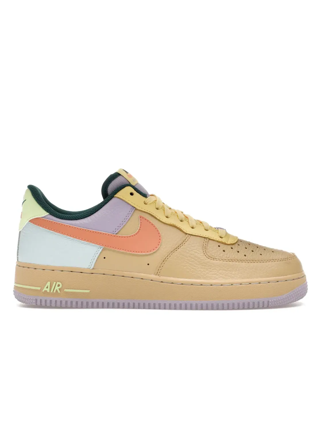 Мужские кроссовки Lifestyle Nike Air Force 1 Low '07 — изображение 1 из 4, желтый