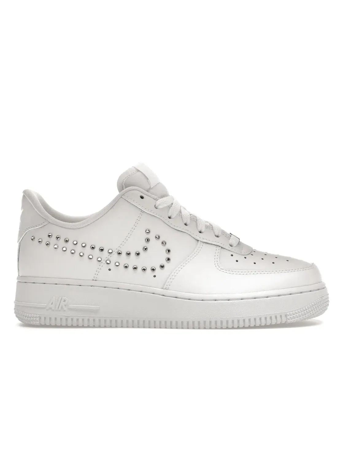 Женские кроссовки Lifestyle Nike Air Force 1 Low '07 — изображение 1 из 4