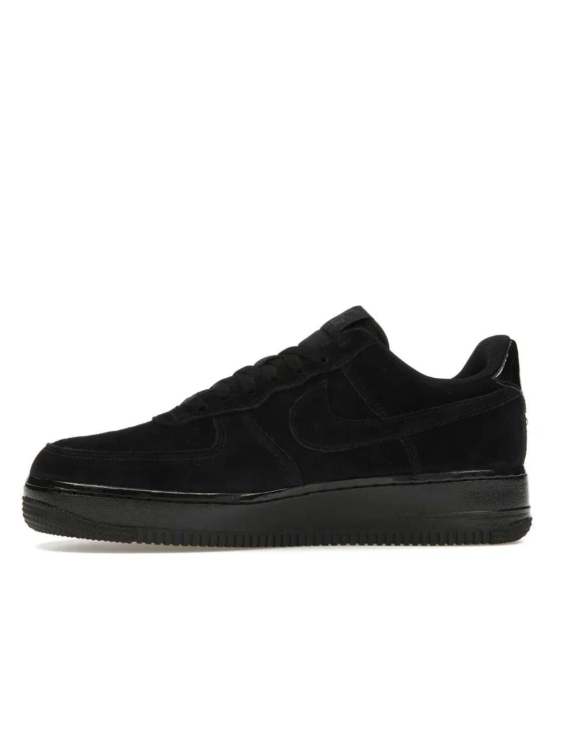 Женские кроссовки Lifestyle с замшевым верхом Nike Air Force 1 Low '07 — изображение 3 из 4, черный//белый/черный