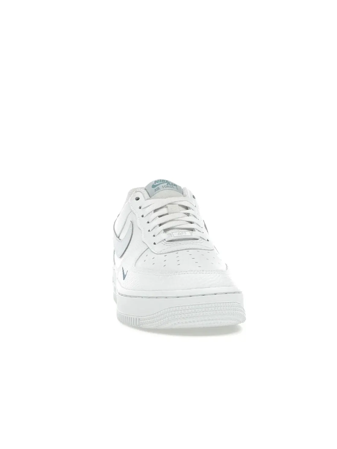 Женские кроссовки Lifestyle Nike Air Force 1 Low '07 — изображение 2 из 4, белый//серый
