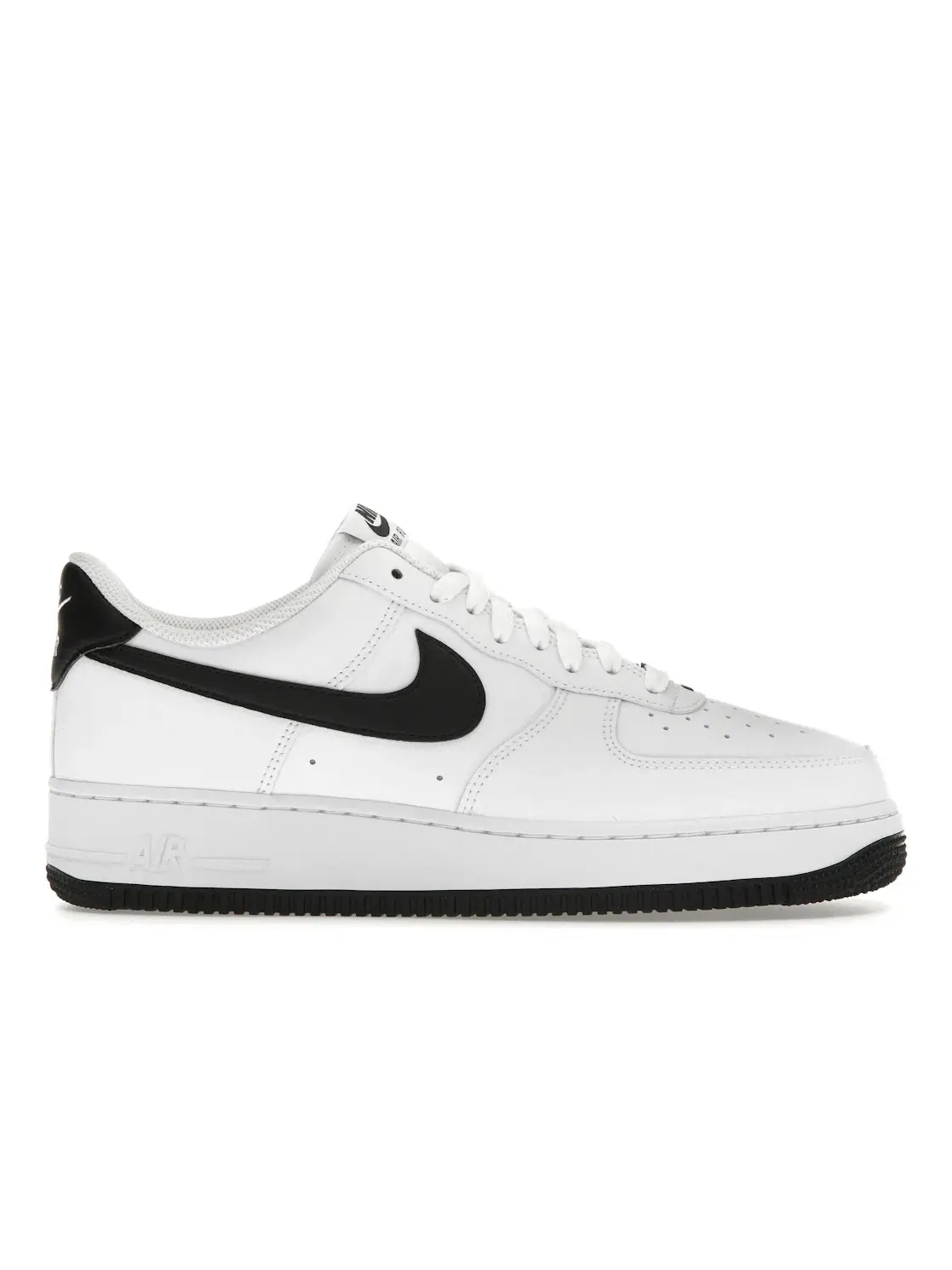 Мужские кроссовки для повседневной носки Nike Air Force 1 Low '07 Nike — изображение 1 из 4, белый/черный