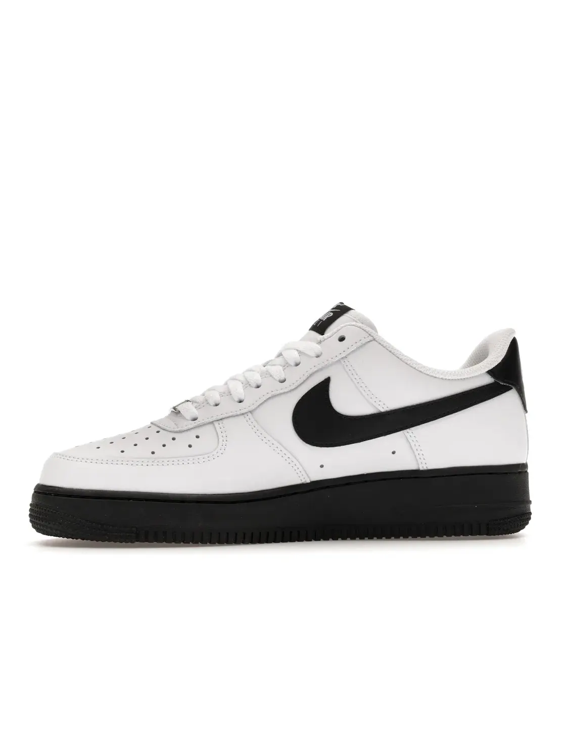 Мужские кроссовки Lifestyle Nike Air Force 1 Low '07 — изображение 3 из 4, белый/черный