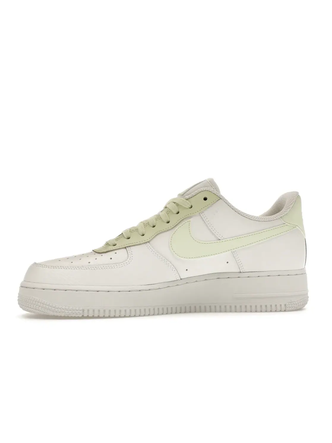 Женские кроссовки с низким верхом Nike Air Force 1 Low '07 Nike — изображение 3 из 4, белый/белый