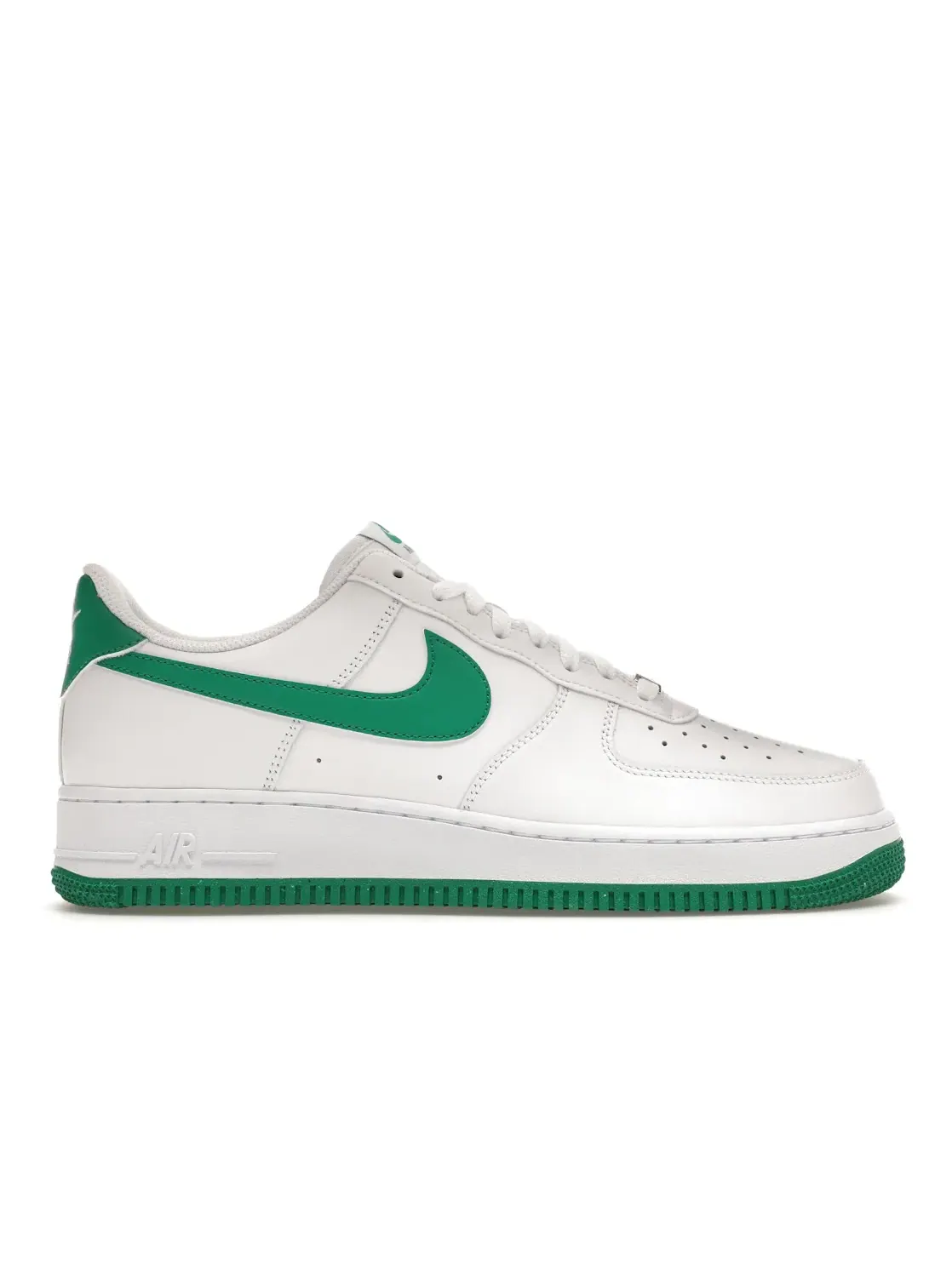 Мужские кроссовки Lifestyle с перфорированным носком Nike Air Force 1 Low '07 — изображение 1 из 4, белый/белый