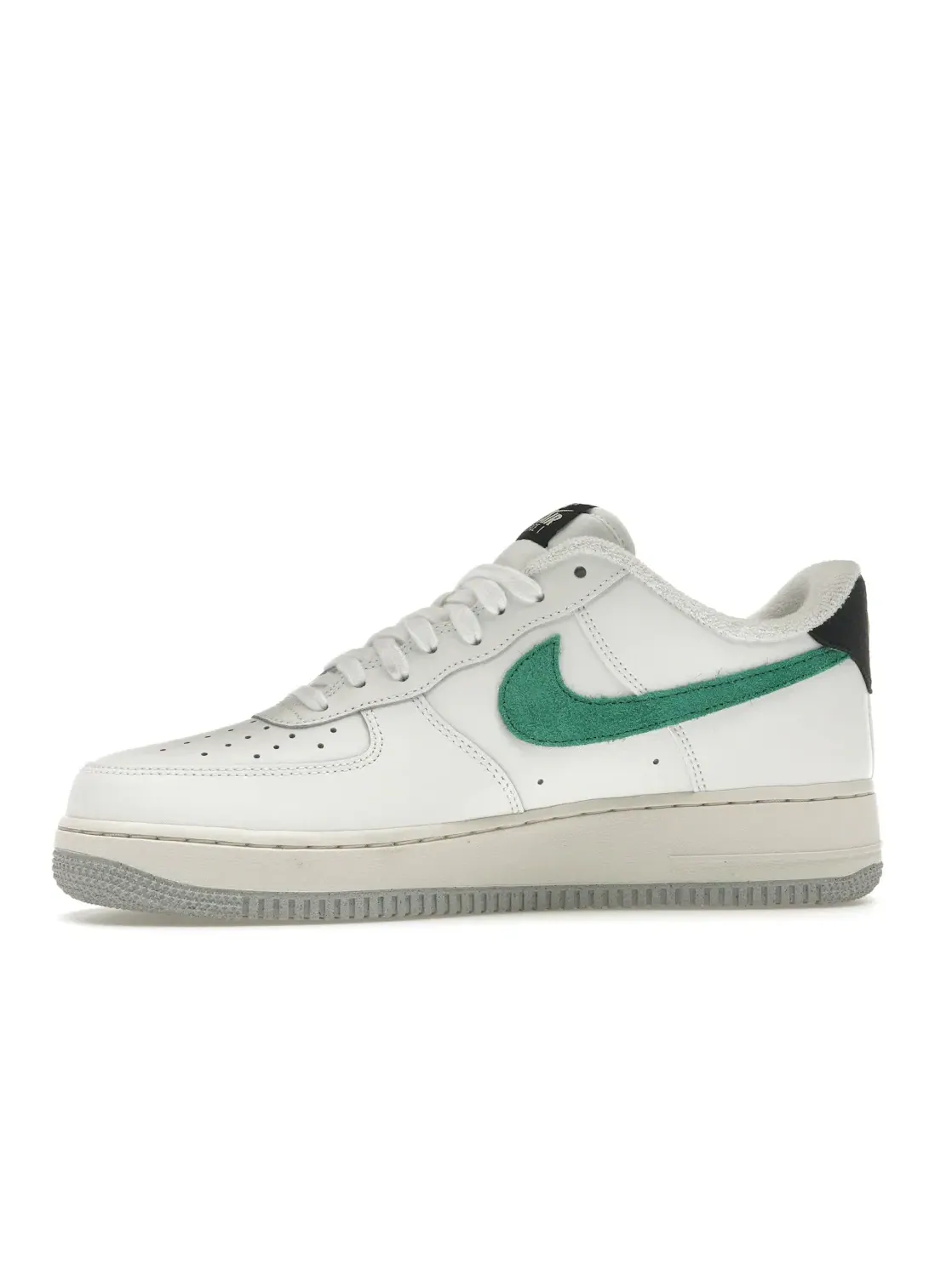 Мужские кроссовки Lifestyle Nike Air Force 1 Low '07 — изображение 3 из 4, белый/черный