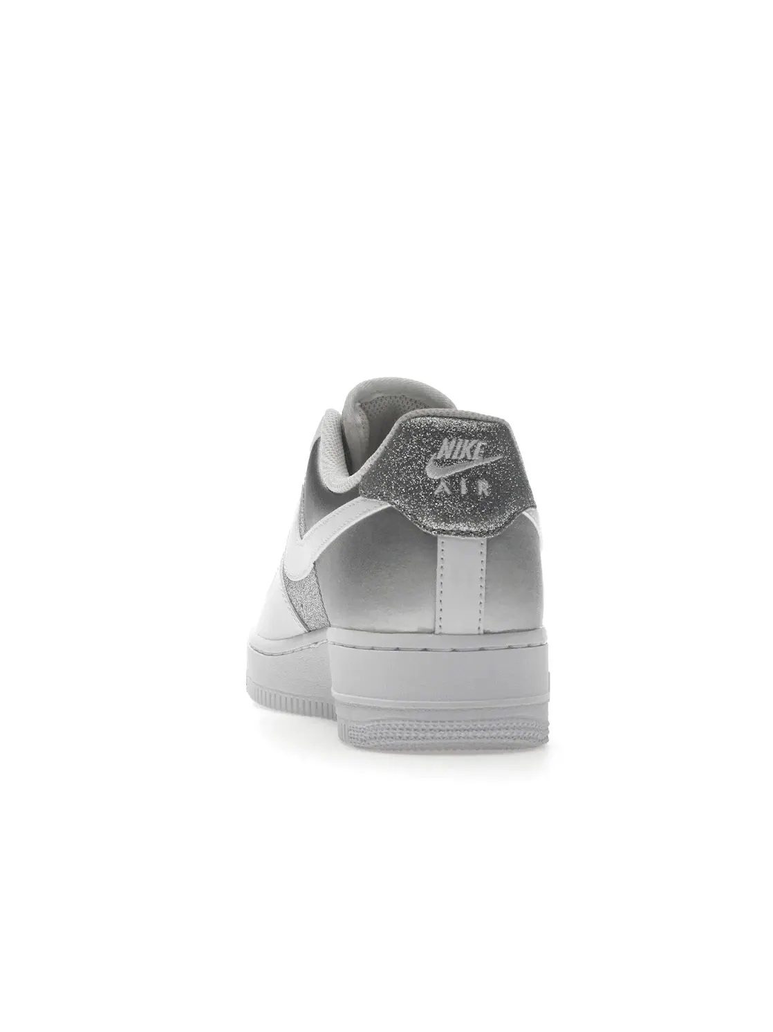 Женские кроссовки с перфорацией Nike Air Force 1 Low 07 — изображение 4 из 4