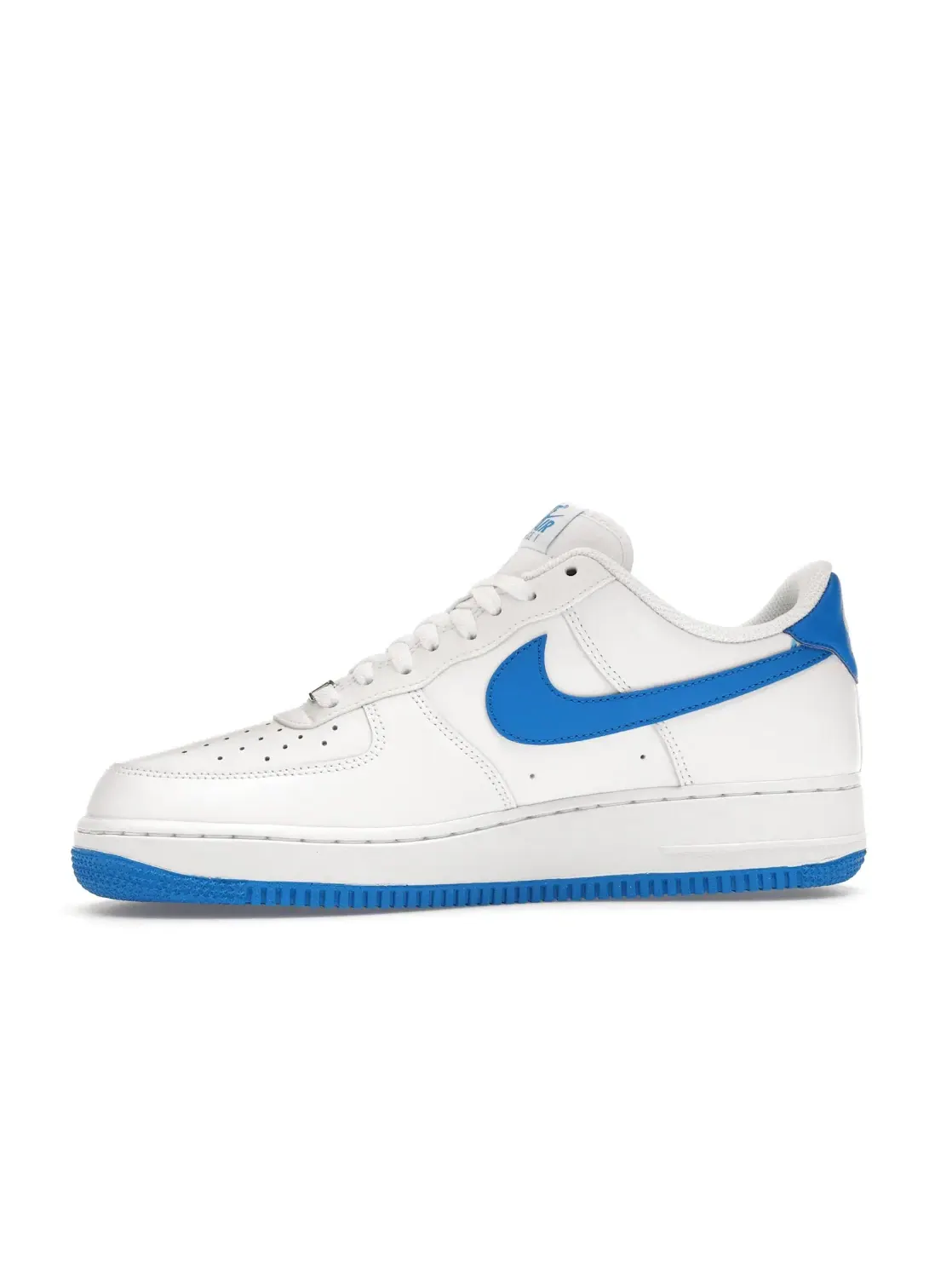 Мужские кроссовки с низким верхом Nike Air Force 1 Low '07 — изображение 3 из 4, белый/белый/синий