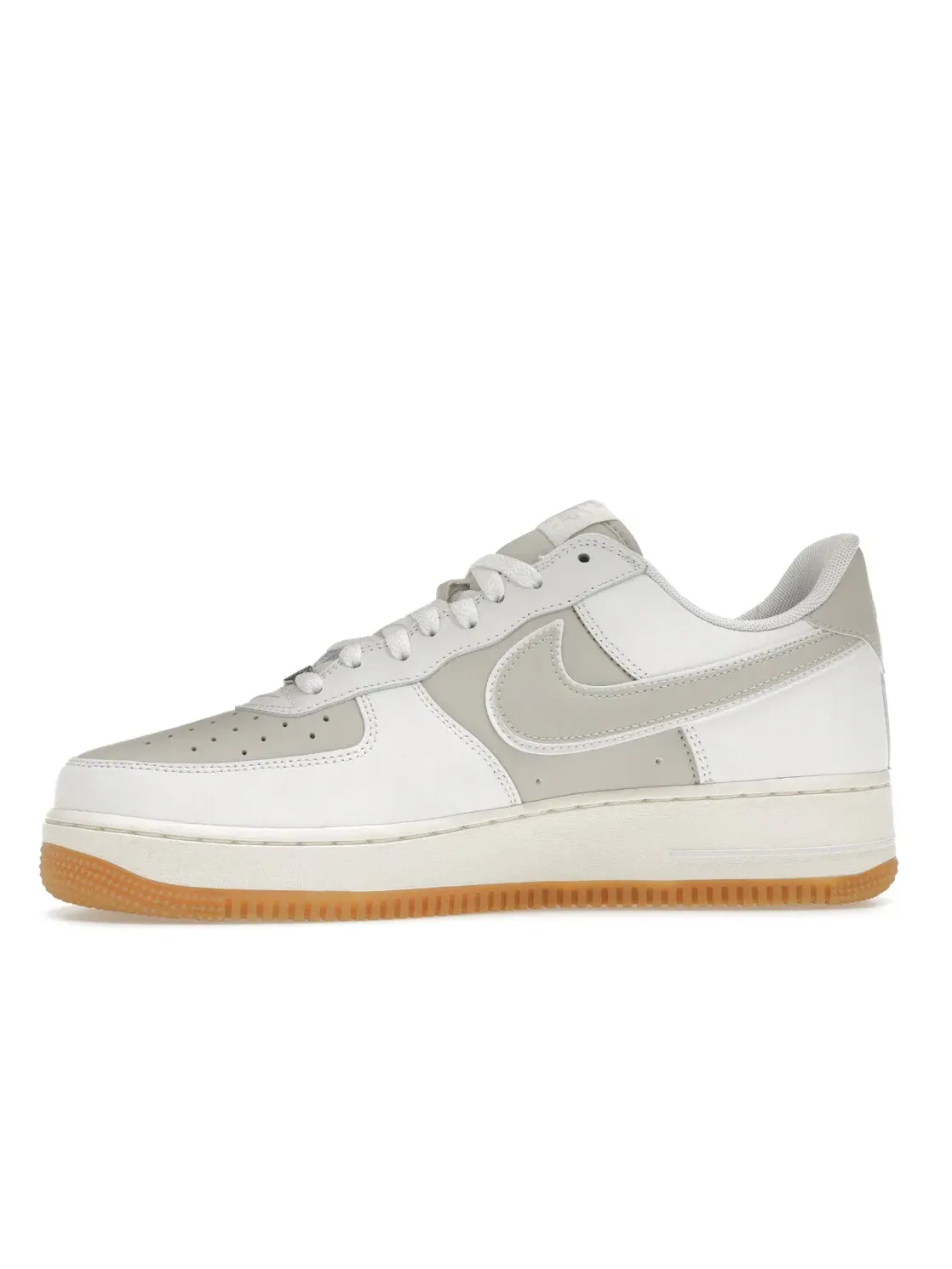 Мужские кроссовки Lifestyle Nike Air Force 1 Low '07 — изображение 3 из 4