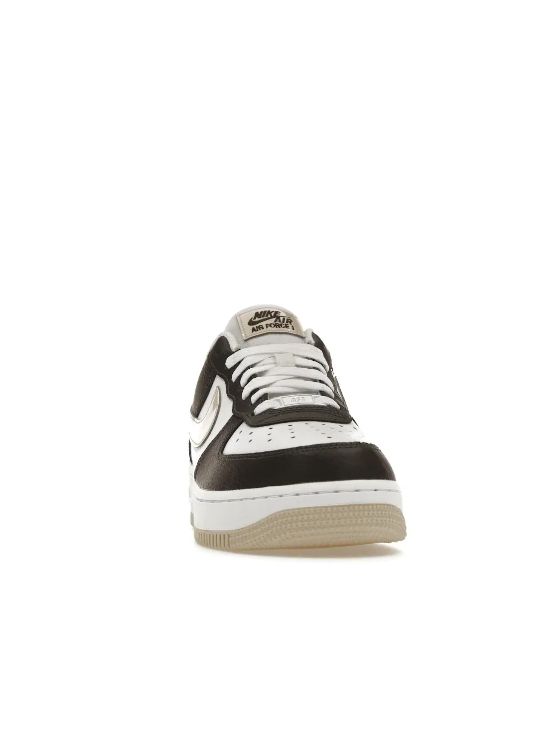Женские кроссовки Nike Air Force 1 Low '07 — изображение 2 из 4, белый коричневый