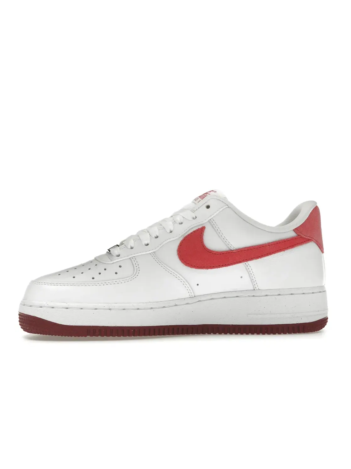 Женские кроссовки Nike Air Force 1 Low '07 XLD — изображение 3 из 4, белый/красный/красный