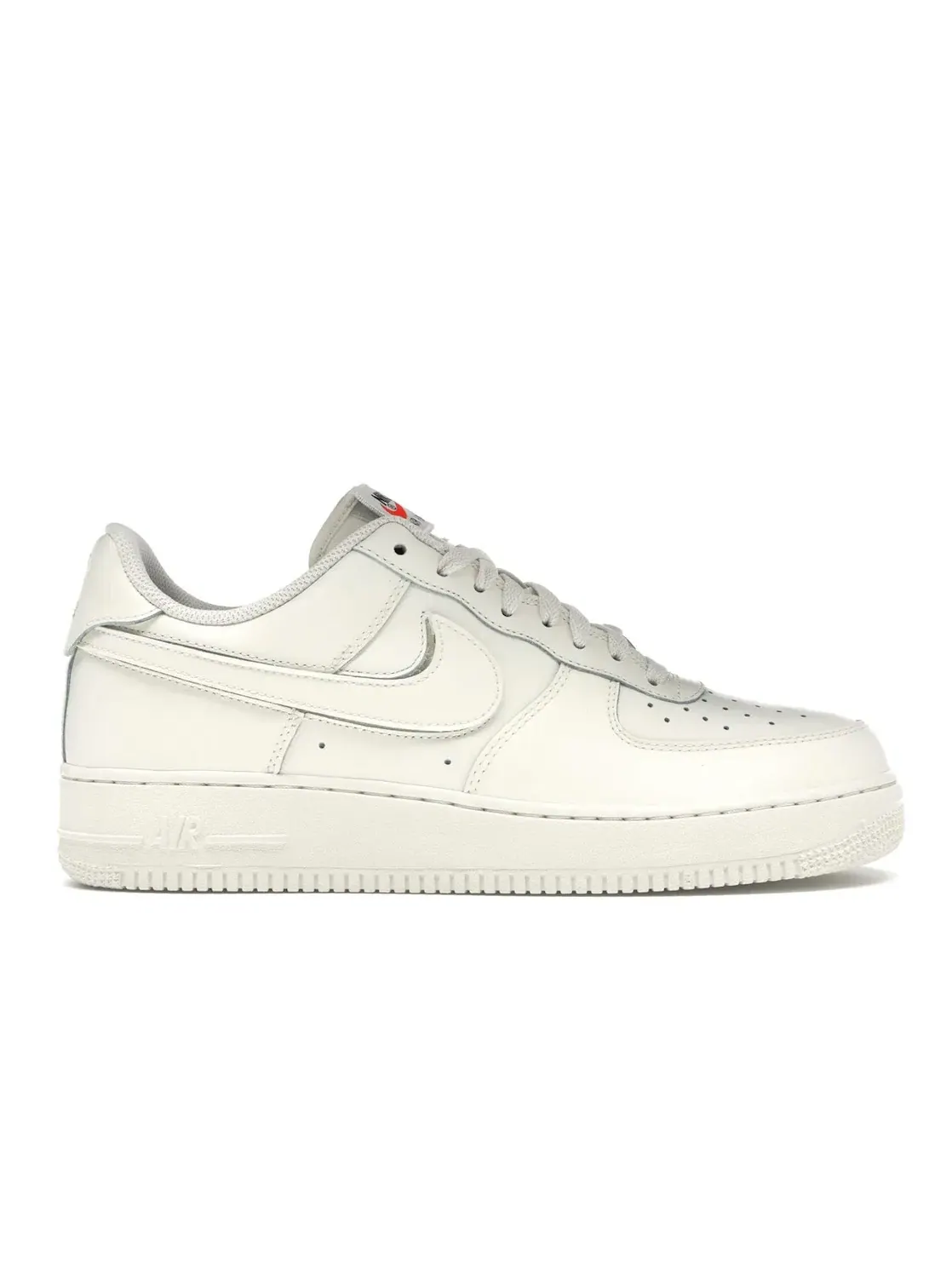 Мужские кроссовки Lifestyle с перфорацией Nike Air Force 1 Low, Sail/Sail-Sail — изображение 1 из 4