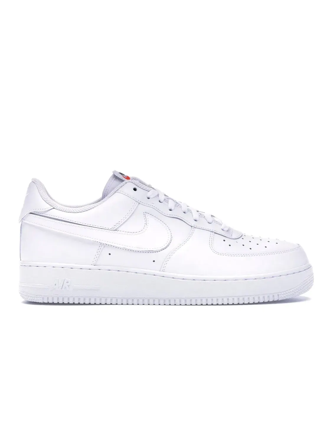 Мужские кроссовки Lifestyle с перфорированным носком Nike Air Force 1 Low — изображение 1 из 4, белый/белый-белый