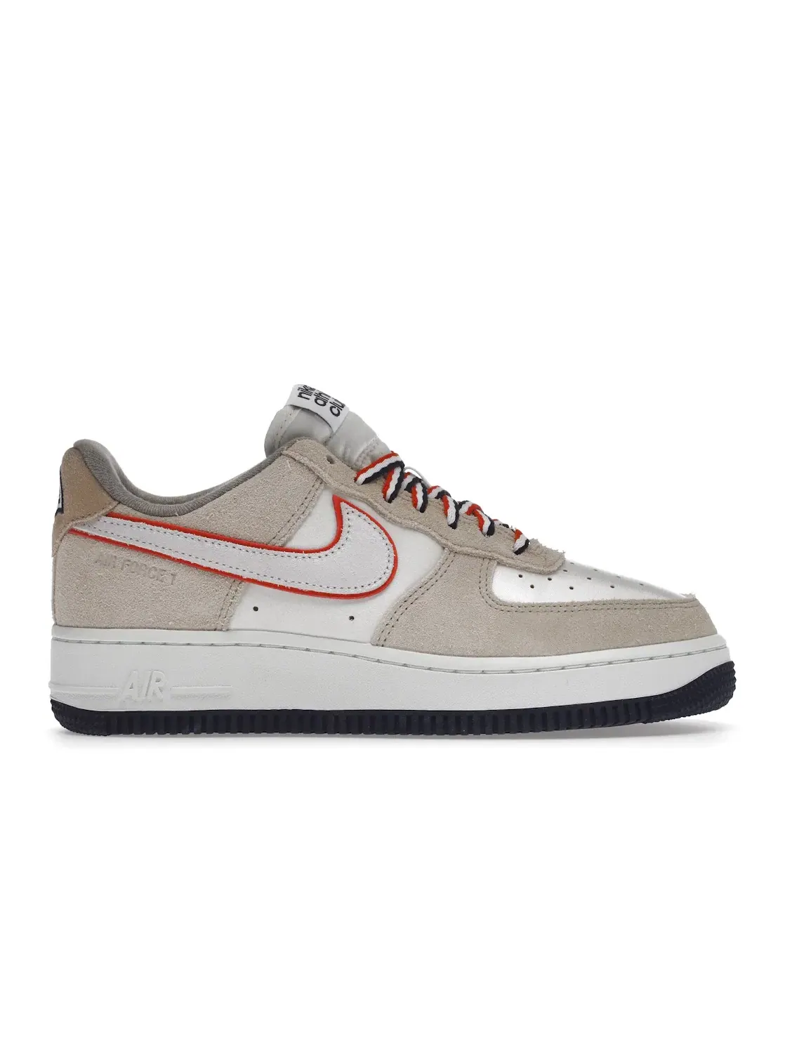 Женские кроссовки Lifestyle Nike Air Force 1 Low — изображение 1 из 4