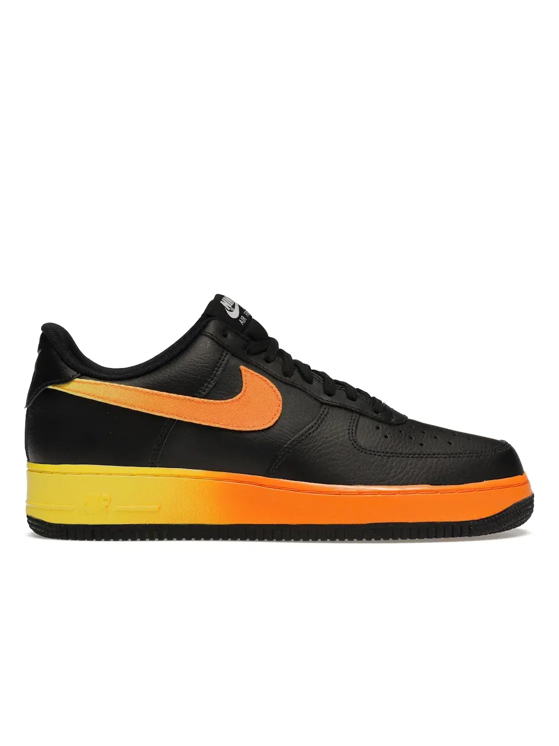 Мужские кроссовки с яркой подошвой Nike Air Force 1 Low — изображение 1 из 4, черный/желтый-оранжевый