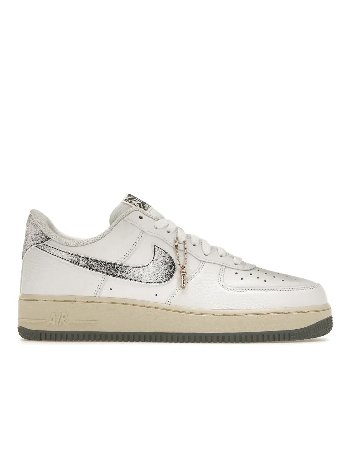 Мужские кроссовки кожаные Nike Air Force 1 Low — изображение 1 из 4, белый/серый--белый