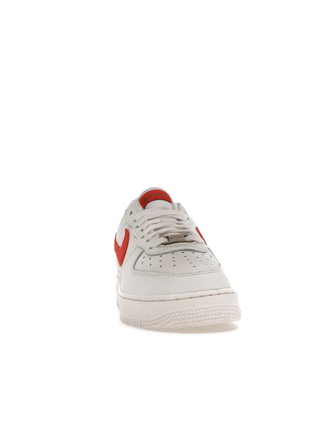 Мужские кроссовки Lifestyle с премиальными материалами Nike Air Force 1 Low Craft — изображение 2 из 4, белый/оранжевый