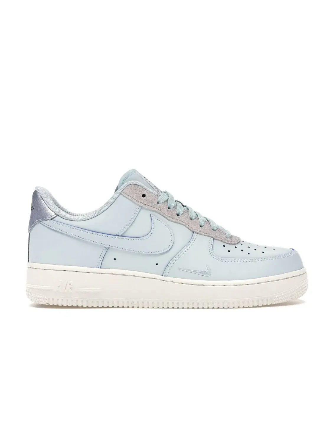 Мужские кроссовки Lifestyle Nike Air Force 1 Low — изображение 1 из 4